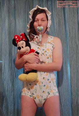 Sissy ABDL Diaper Girl Faylynn Exposed In Romper And Bonnet